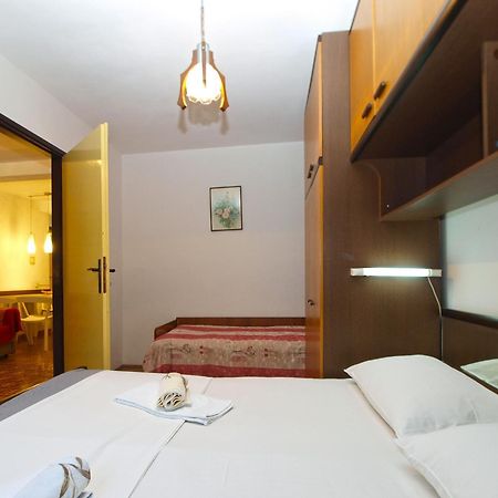 Apartments Branko 1348 Pula Bagian luar foto
