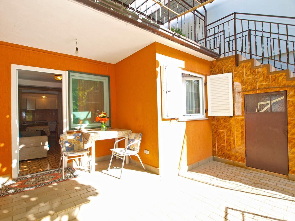 Apartments Branko 1348 Pula Bagian luar foto