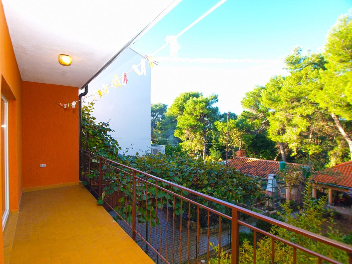 Apartments Branko 1348 Pula Bagian luar foto